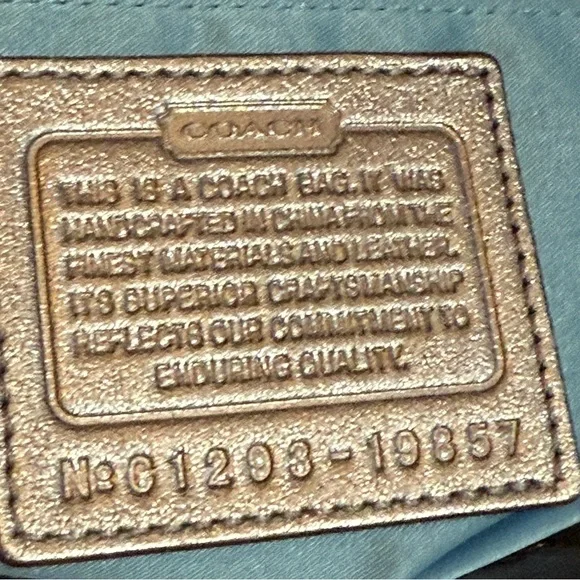 Vintage Coach Y2K Pewter Silver Quilted Shoulder Bag - Picture 6 of 11